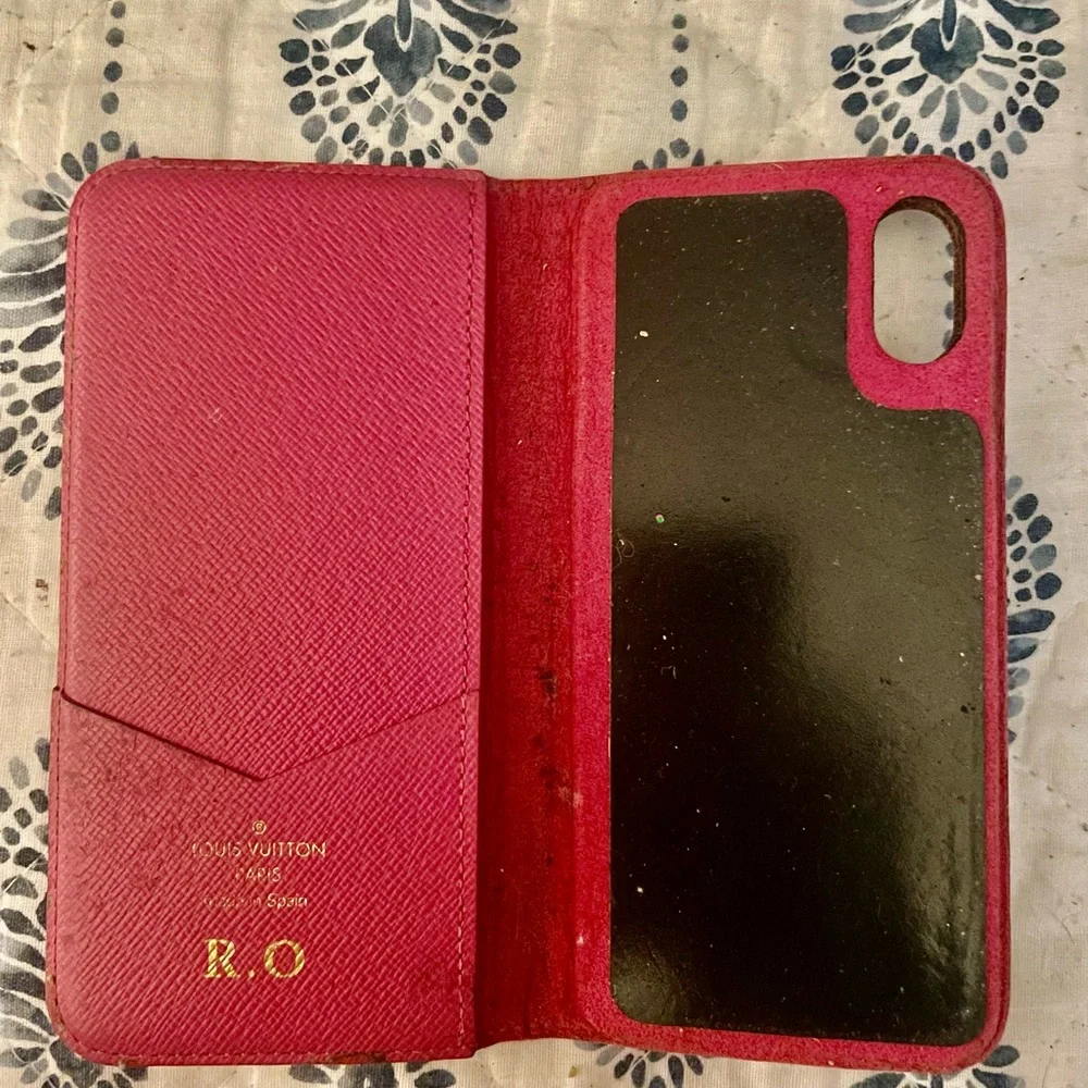 Louis Vuitton Brown and Gold Monogram Case